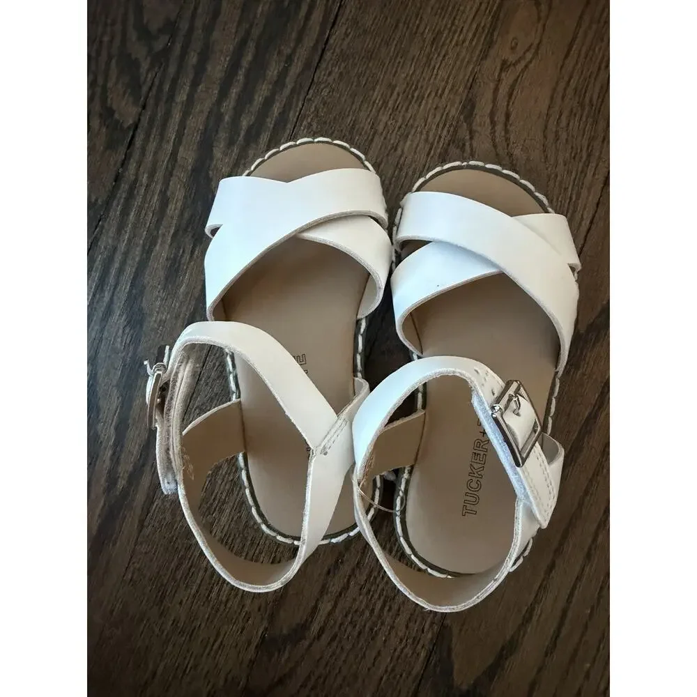 Tucker And Tate Sz 5 White Sandals Girls NEW